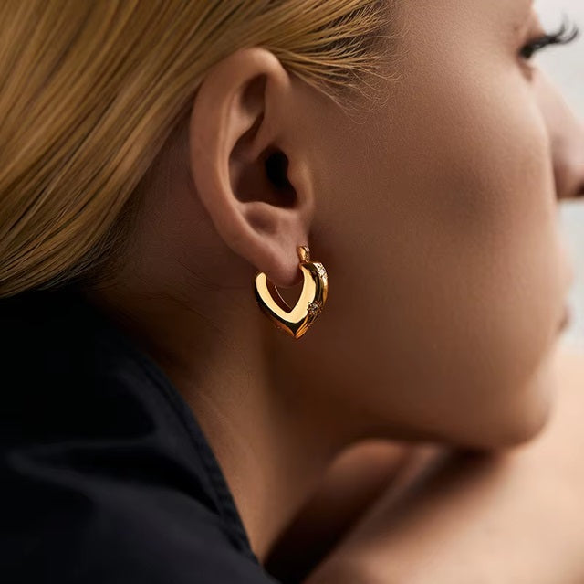 The Stellae Glow Earrings