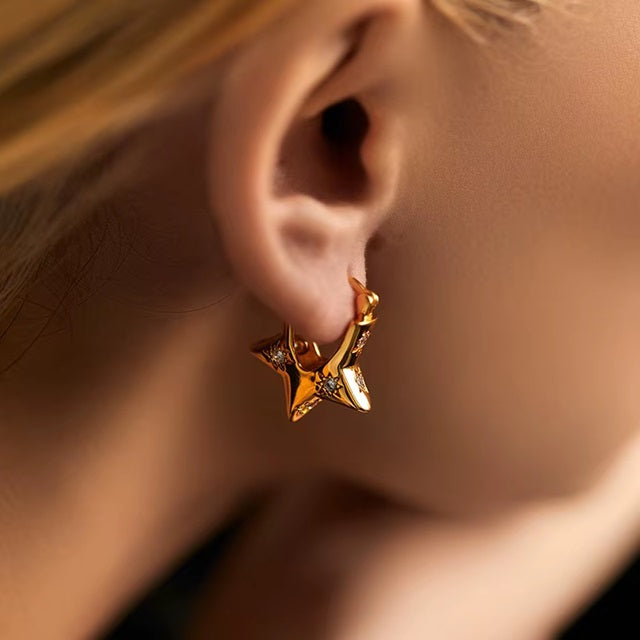 The Stellae Glow Earrings