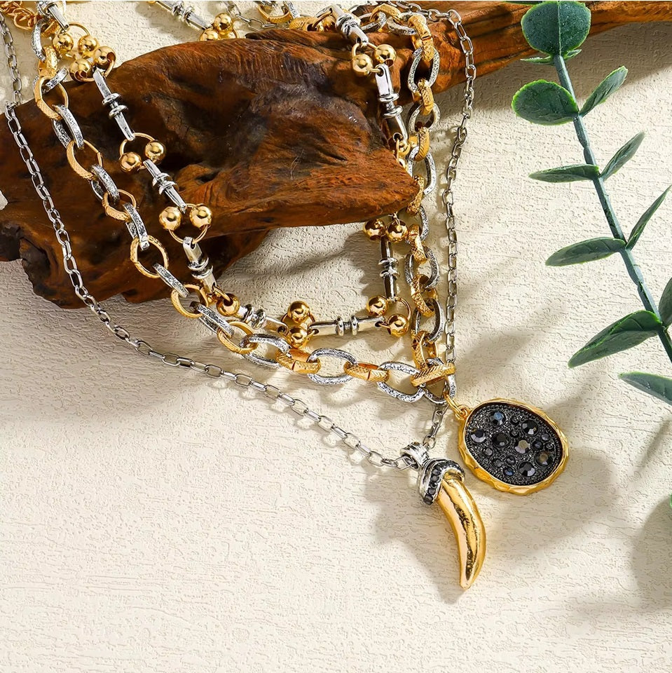 The Huntress Necklace