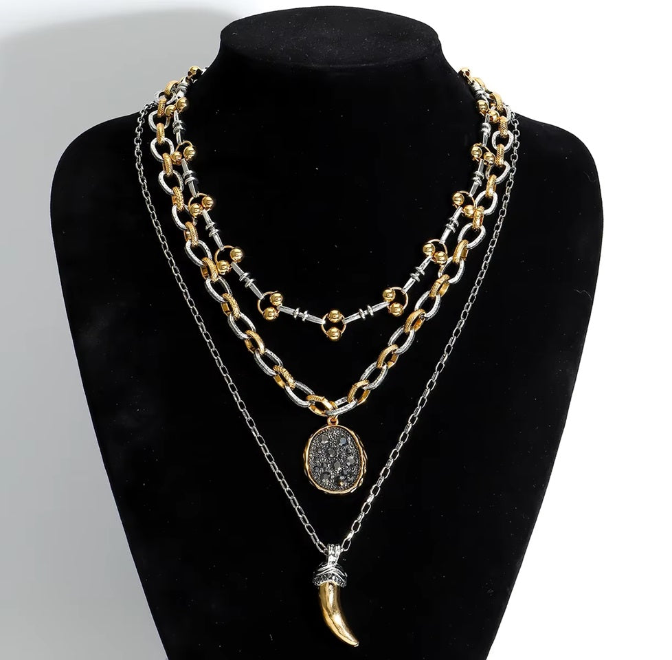 The Huntress Necklace